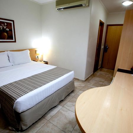 Oitis Hotel Goiânia Camera foto