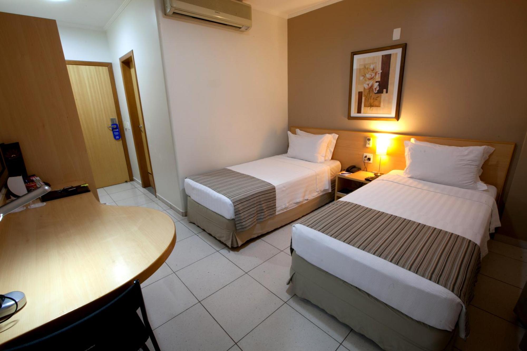 Oitis Hotel Goiânia Camera foto