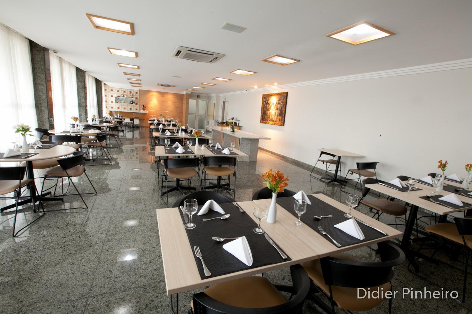 Oitis Hotel Goiânia Esterno foto