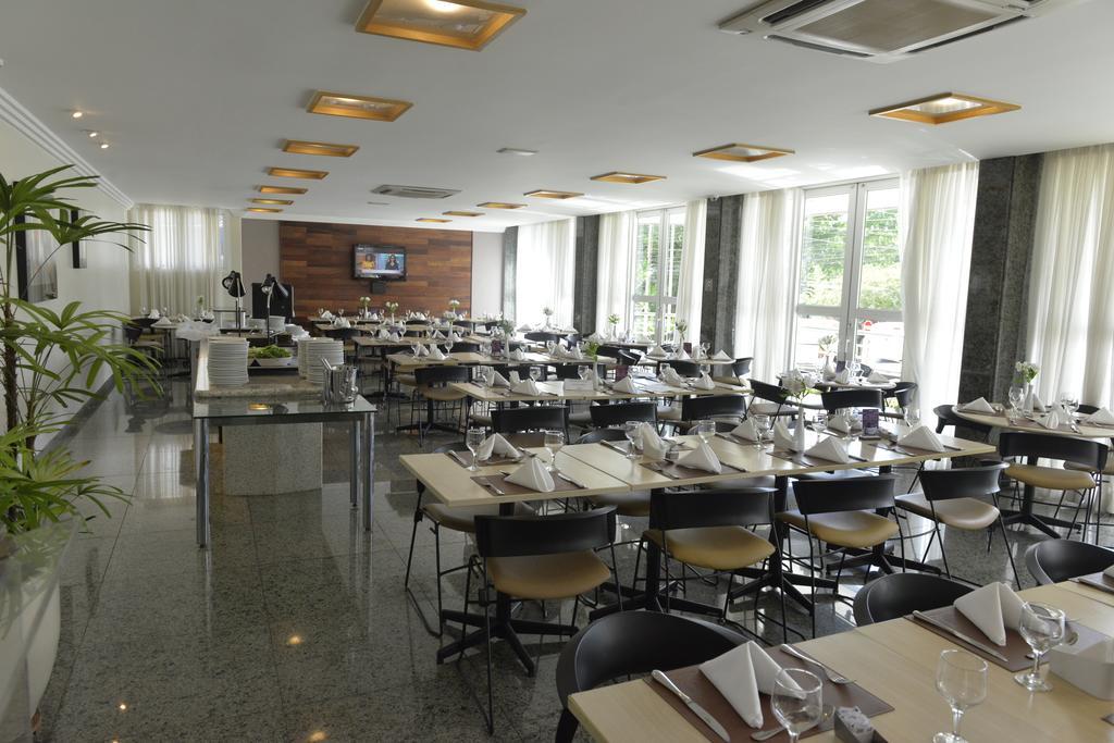 Oitis Hotel Goiânia Esterno foto
