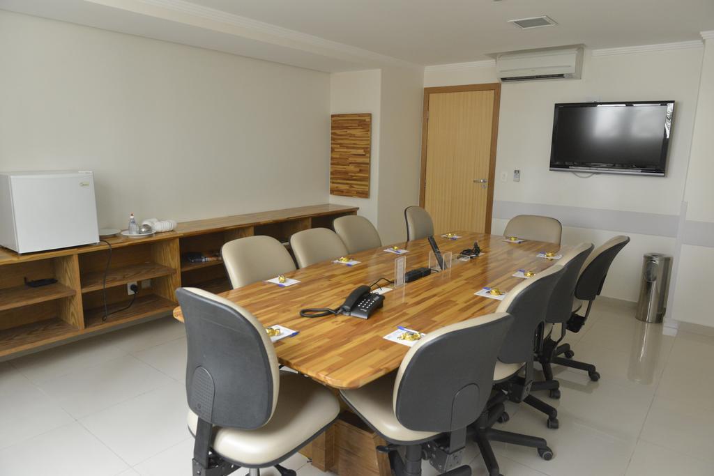 Oitis Hotel Goiânia Esterno foto
