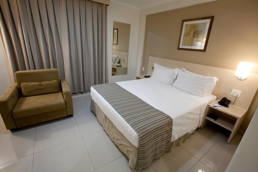 Oitis Hotel Goiânia Esterno foto