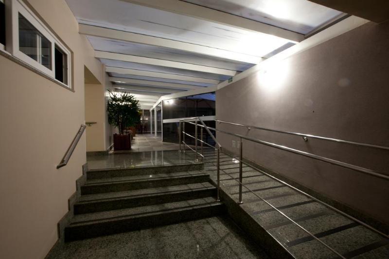 Oitis Hotel Goiânia Esterno foto