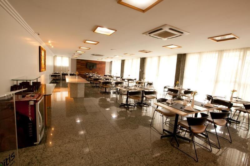Oitis Hotel Goiânia Esterno foto